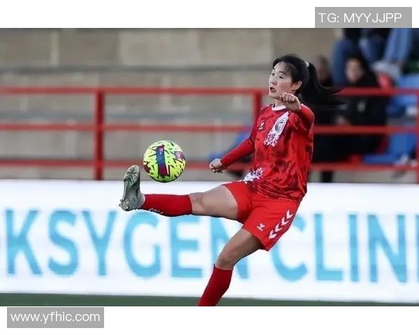 女足球星莉娜的精彩表现和成长历程全纪录视频解析