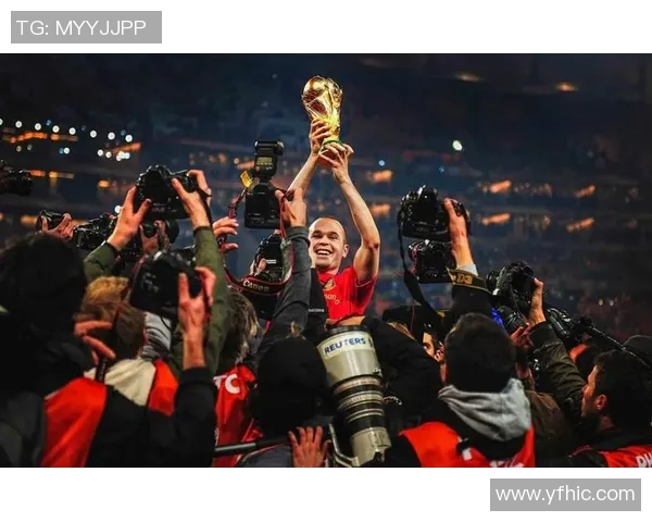 足球传奇：盘点职业生涯退役最晚的十大球星及其传奇故事