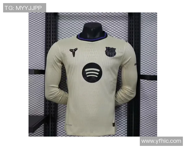 聚焦球星限量款足球收藏热潮彰显运动精神与独特身份象征